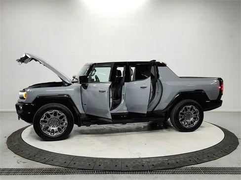 Used 2025 GMC Hummer EV 3X image 12