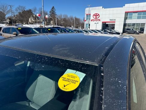 New 2026 Toyota Camry Hybrid image 17