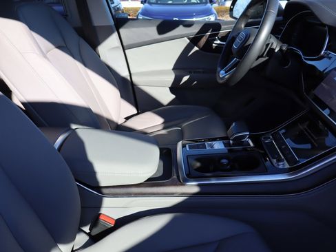 Used 2023 Audi Q7 3.0T Premium Plus image 13