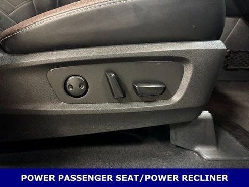 Used 2023 Nissan Pathfinder Platinum w/ Cargo Package image 29