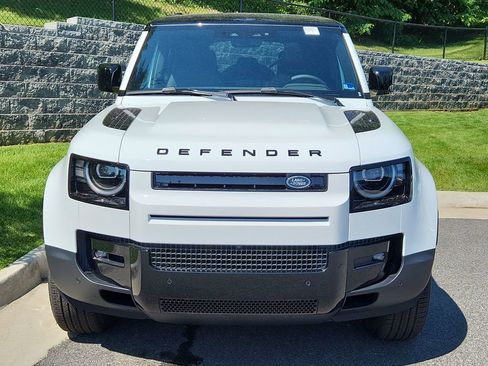 New 2026 Land Rover Defender 110 S AWD/4WD image 8