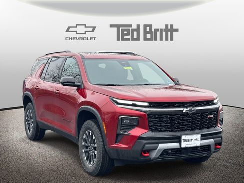 New 2026 Chevrolet Traverse Z71 w/ Enhanced Driving Package image 3