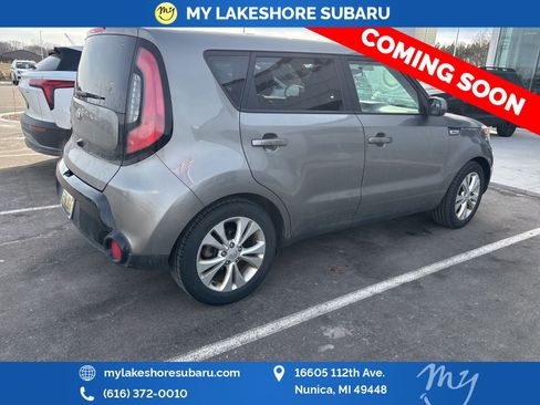 Used 2016 Kia Soul + image 3