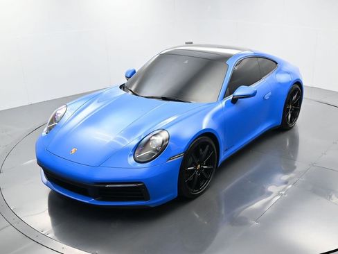 Certified 2022 Porsche 911 Carrera w/ Sport Chrono Package image 31