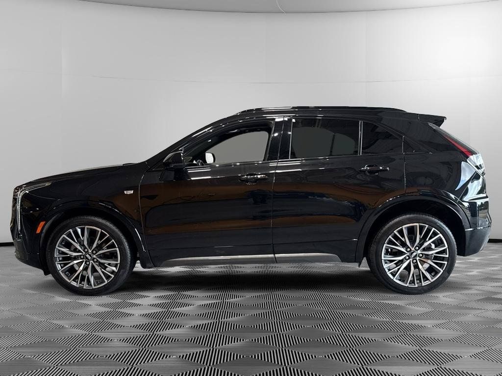 Used 2024 Cadillac XT4 Sport AWD/4WD image 2