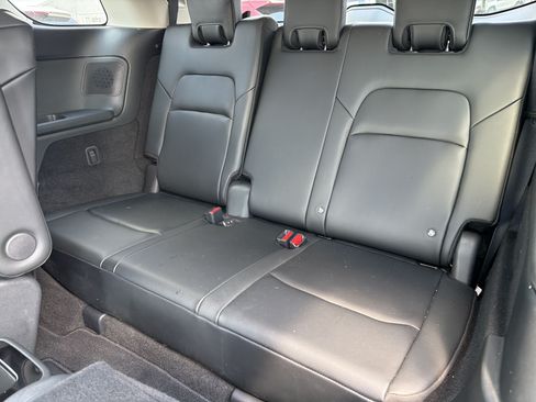Used 2023 Nissan Pathfinder Platinum w/ Lighting Package (N93) FWD image 21