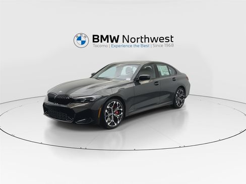 New 2026 BMW 330i xDrive Sedan w/ M Sport Package image 9