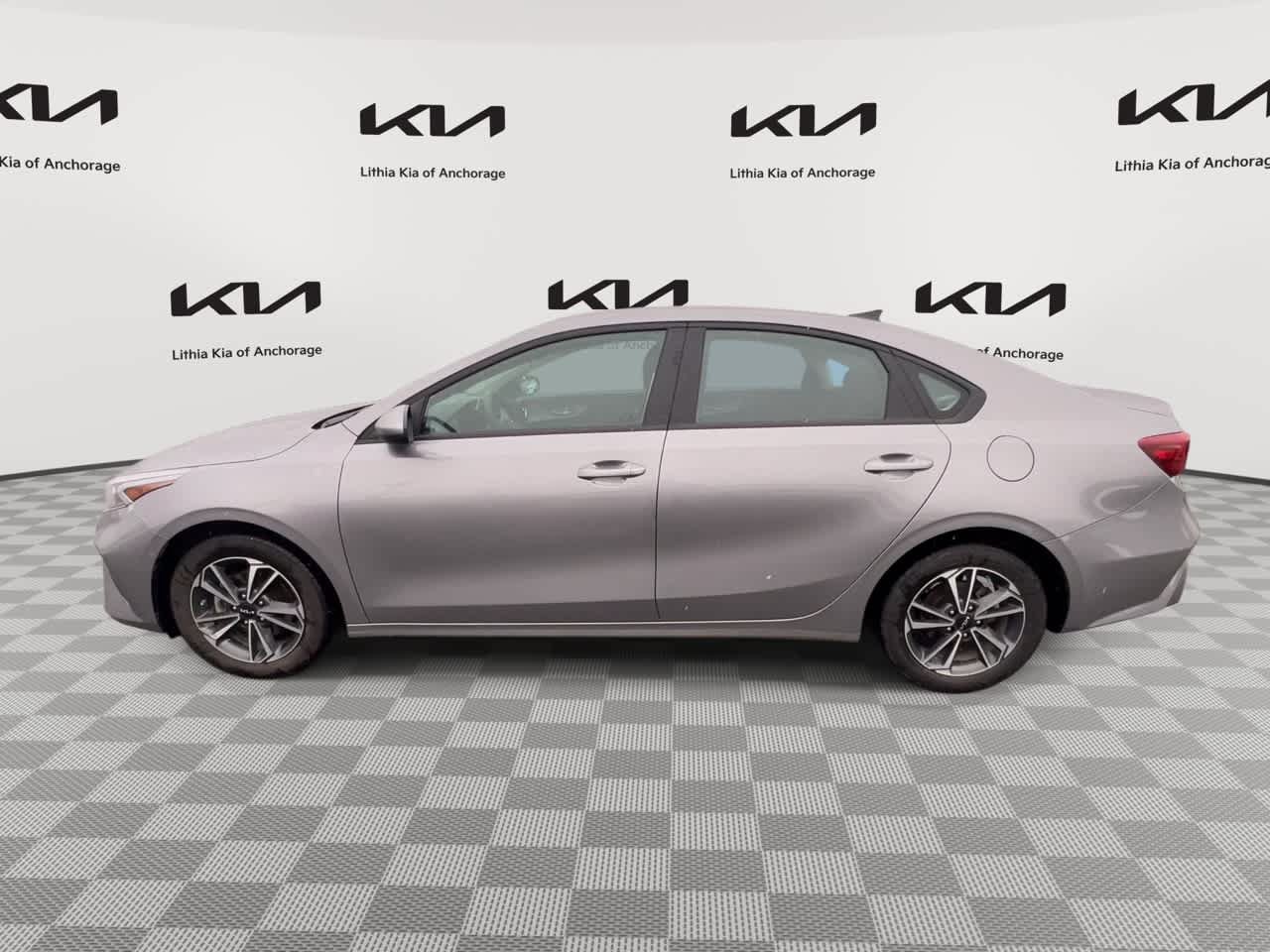 Certified 2023 Kia Forte LXS FWD image 5