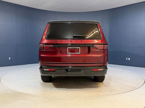 Used 2022 Jeep Wagoneer Series II w/ Premium Group I image 10