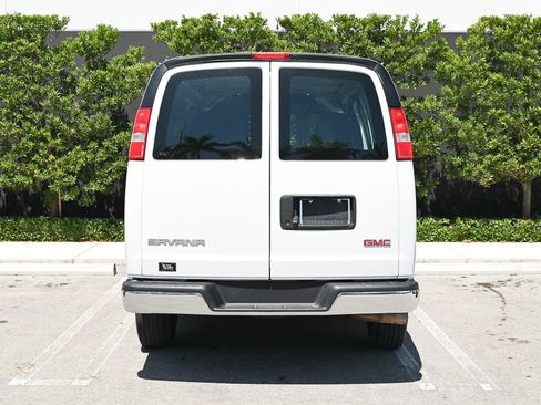 Used 2022 GMC Savana 2500 w/ Driver Convenience Package RWD image 5