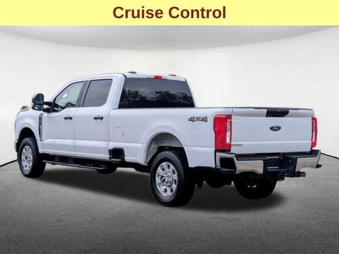 Used 2024 Ford F250 XLT AWD/4WD image 7