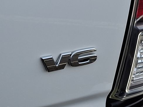 Certified 2022 Toyota Tacoma TRD Off-Road image 34