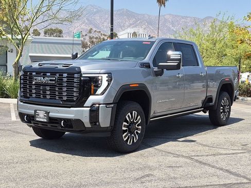 New 2026 GMC Sierra 2500 Denali Ultimate AWD/4WD image 9