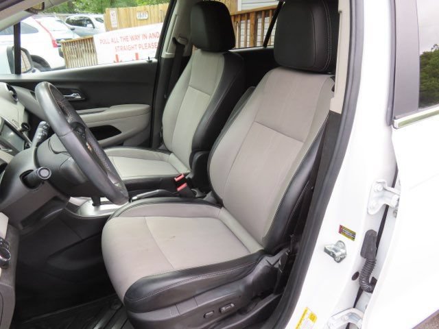 Used 2015 Chevrolet Trax LT w/ LT Plus Package FWD image 20