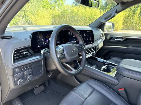 Used 2025 Chevrolet Tahoe RST w/ Comfort Package RWD image 22