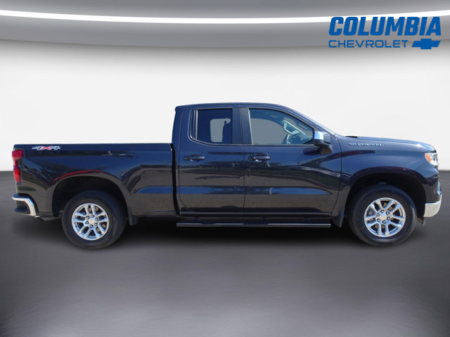 Used 2024 Chevrolet Silverado 1500 LT AWD/4WD image 2