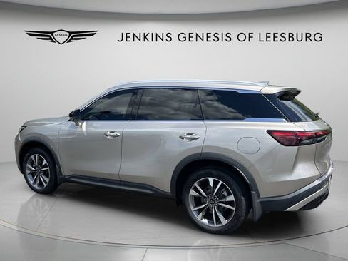 Used 2023 INFINITI QX60 Luxe w/ Cargo Package FWD image 7
