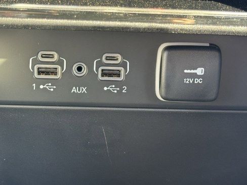 New 2025 Jeep Grand Cherokee Limited image 23