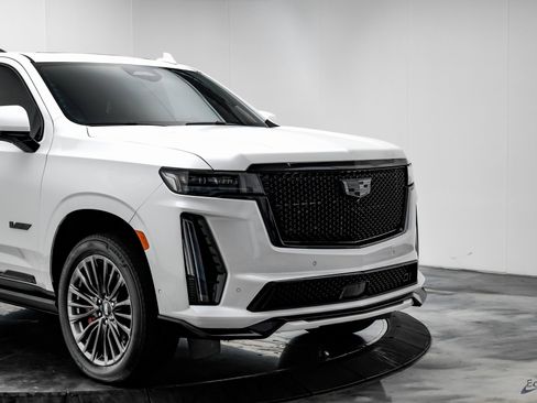 Used 2023 Cadillac Escalade V image 23