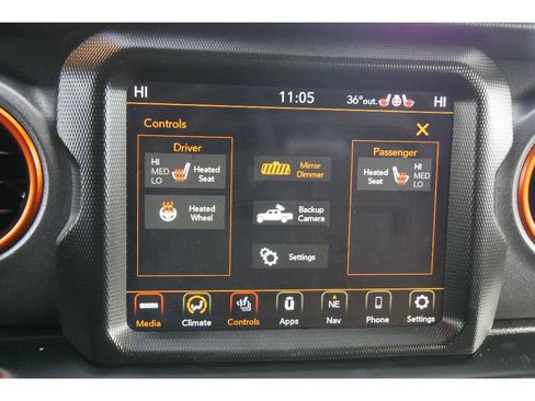 Used 2022 Jeep Gladiator Mojave w/ Cold Weather Group image 25