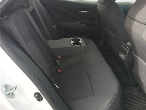 Used 2023 Toyota Corolla SE image 19