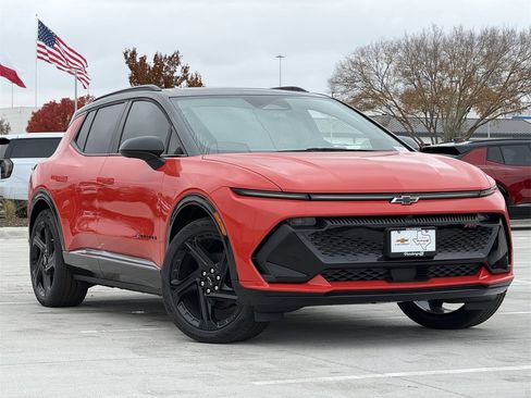 New 2026 Chevrolet Equinox EV RS image 2