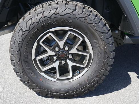 New 2025 Jeep Wrangler Unlimited Rubicon image 35