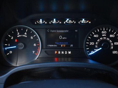 Used 2018 Ford F150 XLT w/ Equipment Group 302A Luxury AWD/4WD image 31