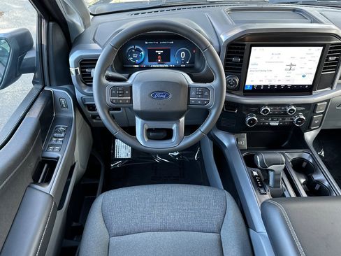New 2025 Ford F150 Lightning XLT image 13