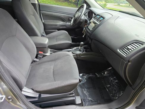 Used 2015 Mitsubishi Outlander Sport ES FWD image 12