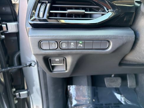 Used 2023 Acura MDX SH-AWD w/ Technology Package image 15