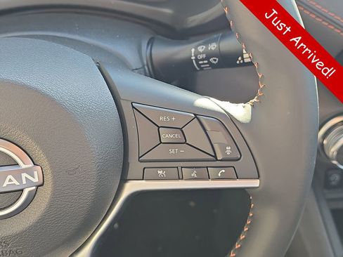 Used 2025 Nissan Sentra SR w/ Midnight Edition FWD image 25