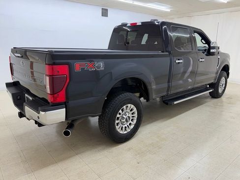 Used 2022 Ford F250 Lariat w/ Chrome Package AWD/4WD image 4
