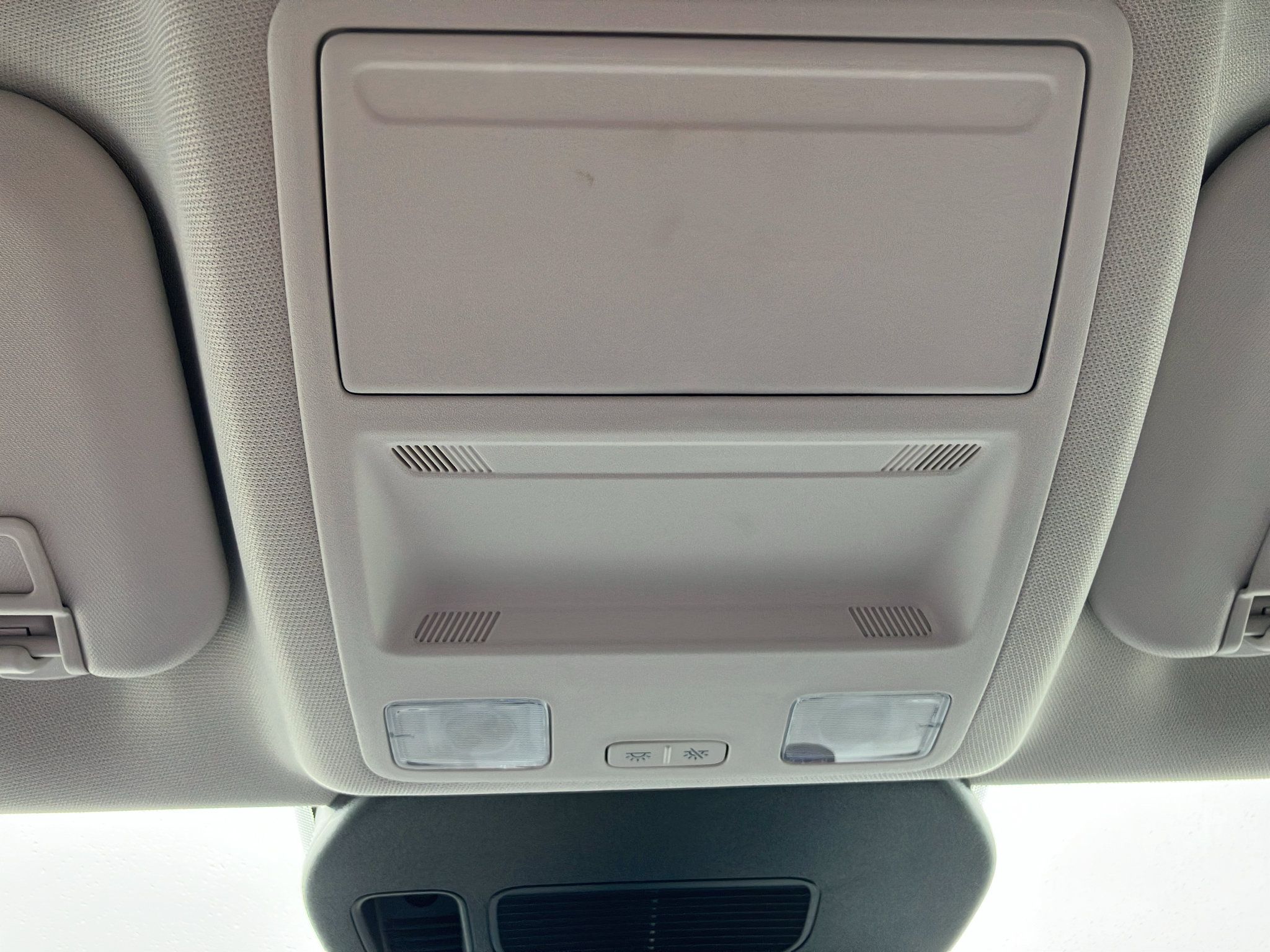 Used 2022 Ford Escape SE w/ SE Sport Appearance Package FWD image 24