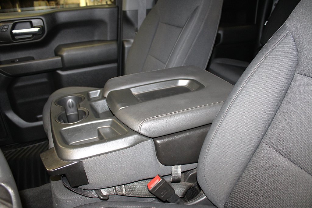 Used 2020 Chevrolet Silverado 1500 Custom w/ Custom Value Package AWD/4WD image 22