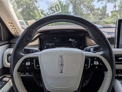 Used 2020 Lincoln Aviator Black Label w/ Dynamic Handling Package AWD/4WD image 22