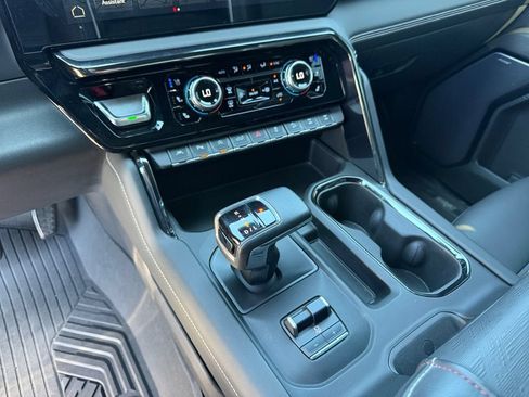 Used 2023 GMC Sierra 1500 AT4X w/ AT4X AEV Edition AWD/4WD image 32