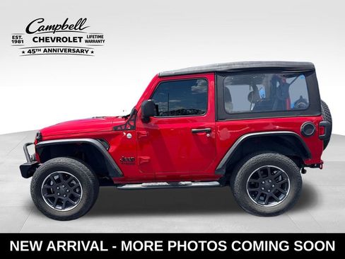 Used 2021 Jeep Wrangler Sport AWD/4WD image 2