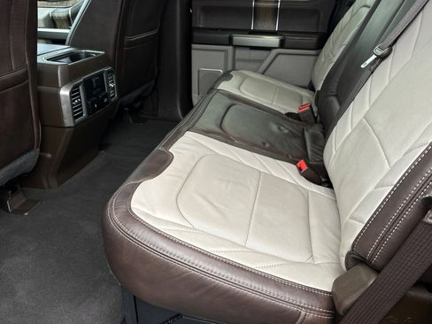 Used 2019 Ford F350 Limited image 12