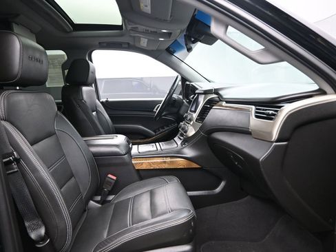 Used 2019 GMC Yukon Denali w/ Denali Ultimate Package image 33