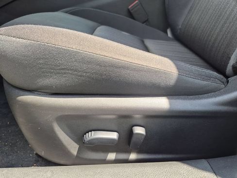 Used 2025 Nissan Altima 2.5 SV FWD image 14