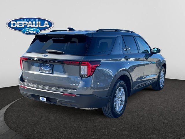 Used 2026 Ford Explorer Active AWD/4WD image 7