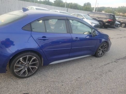 Used 2020 Toyota Corolla SE w/ SE Premium Package FWD image 1