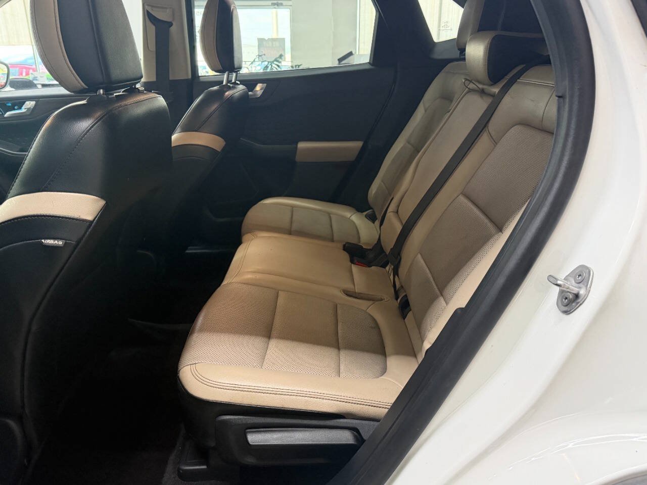 Used 2020 Ford Escape Titanium AWD/4WD image 13