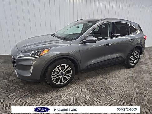 Used 2022 Ford Escape SEL image 6