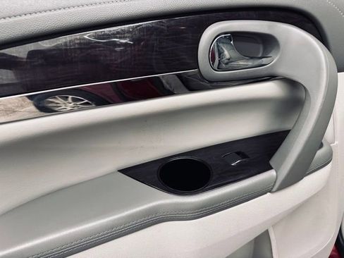 Used 2015 Buick Enclave Leather image 19