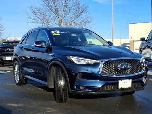 Certified 2023 INFINITI QX50 Luxe image 3