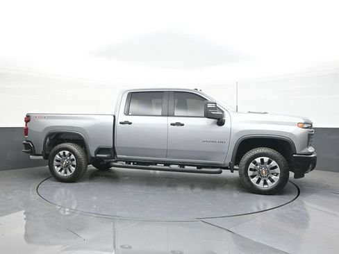New 2026 Chevrolet Silverado 2500 Custom w/ Custom Value Package AWD/4WD image 13
