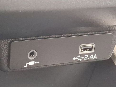 Certified 2025 Subaru Forester image 25