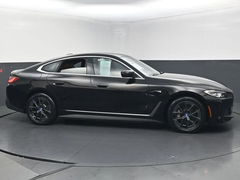 Used 2022 BMW i4 eDrive40 w/ Premium Package RWD image 6